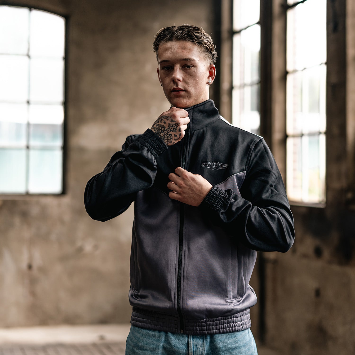 Hoodies & jackets image
